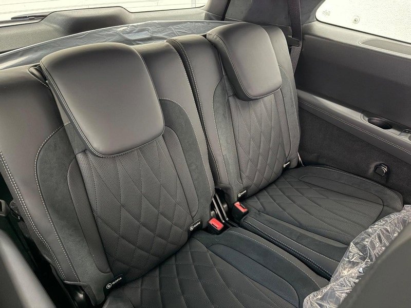 New 2026 Mercedes-Benz GLS 63 AMG 4MATIC image 5