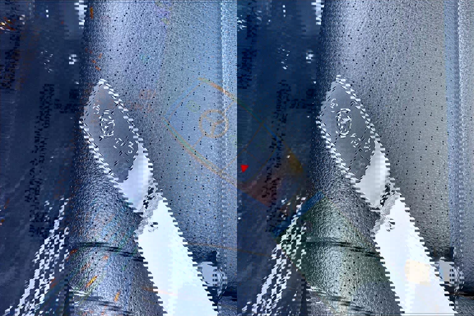 Used 2021 Mercedes-Benz GLE 350 4MATIC w/ Premium Package image 15