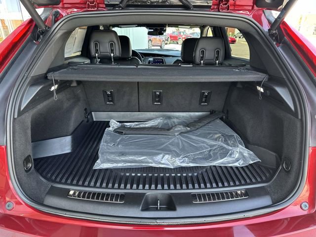 Certified 2023 Cadillac XT4 Premium Luxury w/ Cold Weather Package image 27
