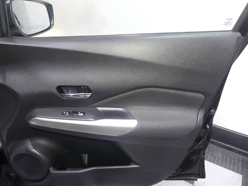 Used 2020 Nissan Kicks SV FWD image 19