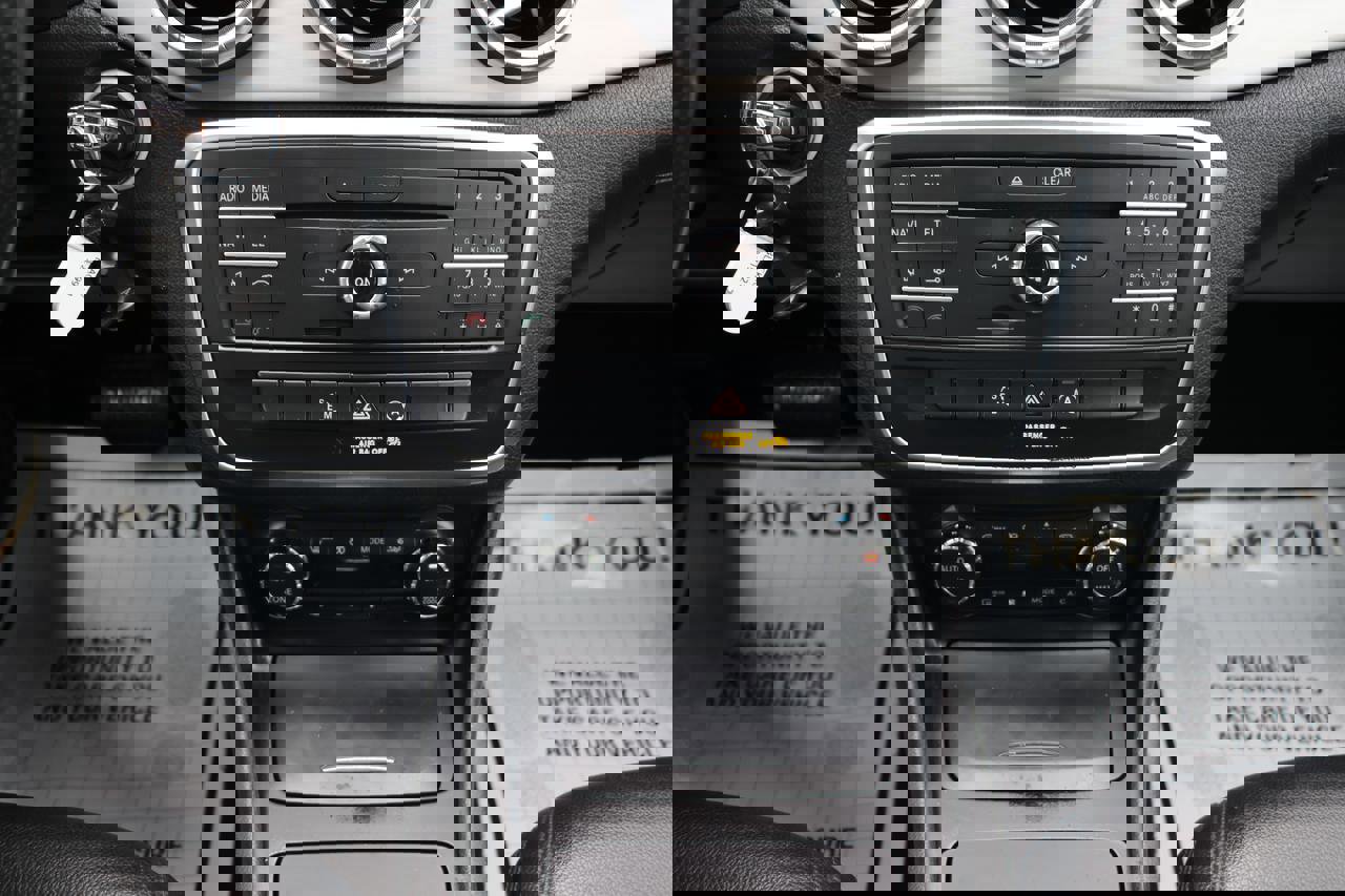 Used 2015 Mercedes-Benz CLA 250 image 33