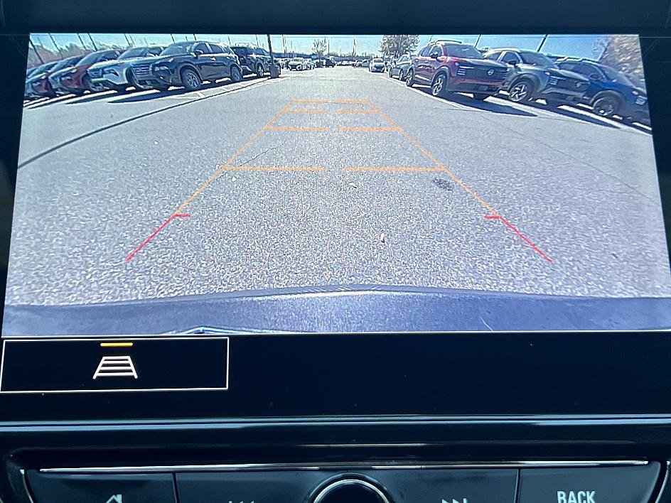 Used 2021 Chevrolet TrailBlazer RS w/ Sun and Liftgate Package image 23