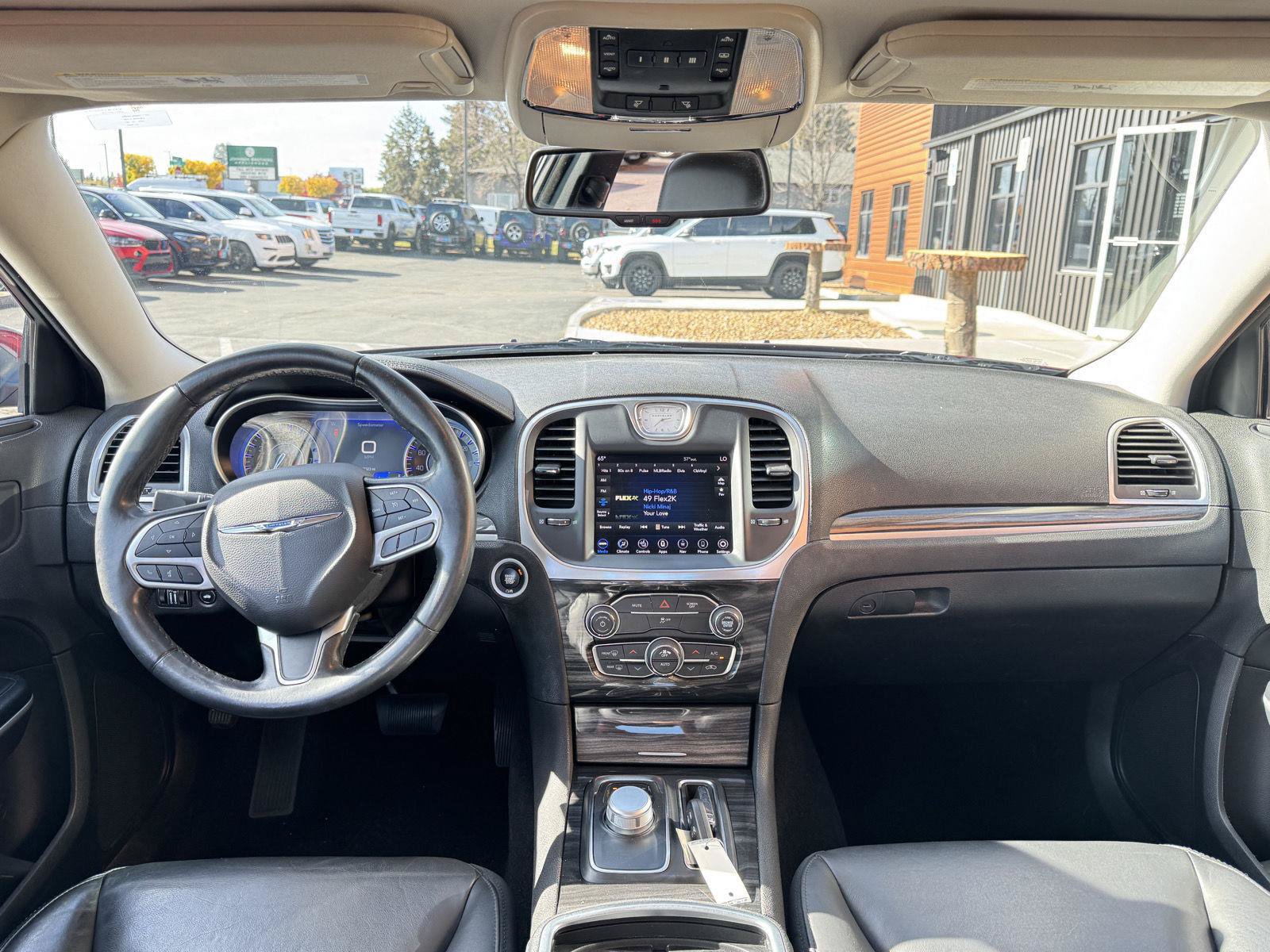 Used 2020 Chrysler 300 Touring L w/ Value Package AWD/4WD image 13