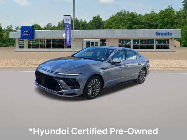 Used 2025 Hyundai Sonata SEL FWD image 2