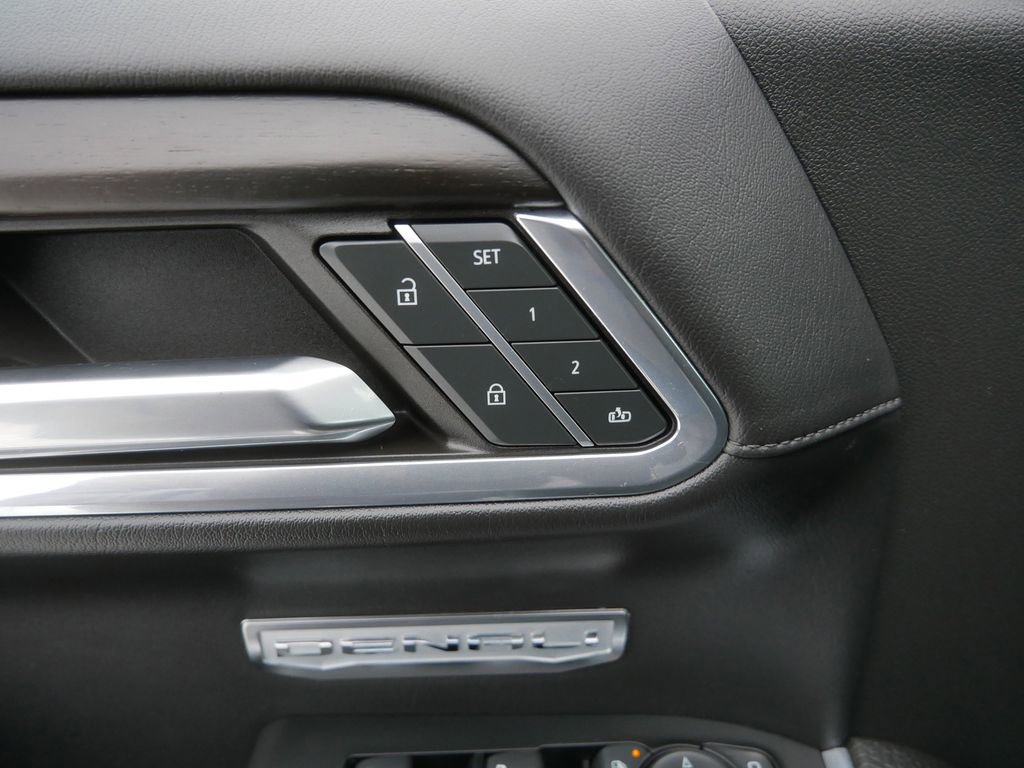 Used 2024 GMC Sierra 1500 Denali w/ Denali Reserve Package image 14