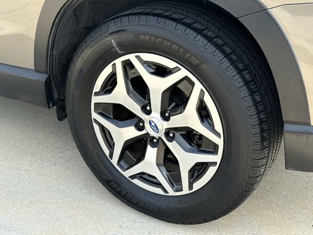 Used 2019 Subaru Forester Premium image 12