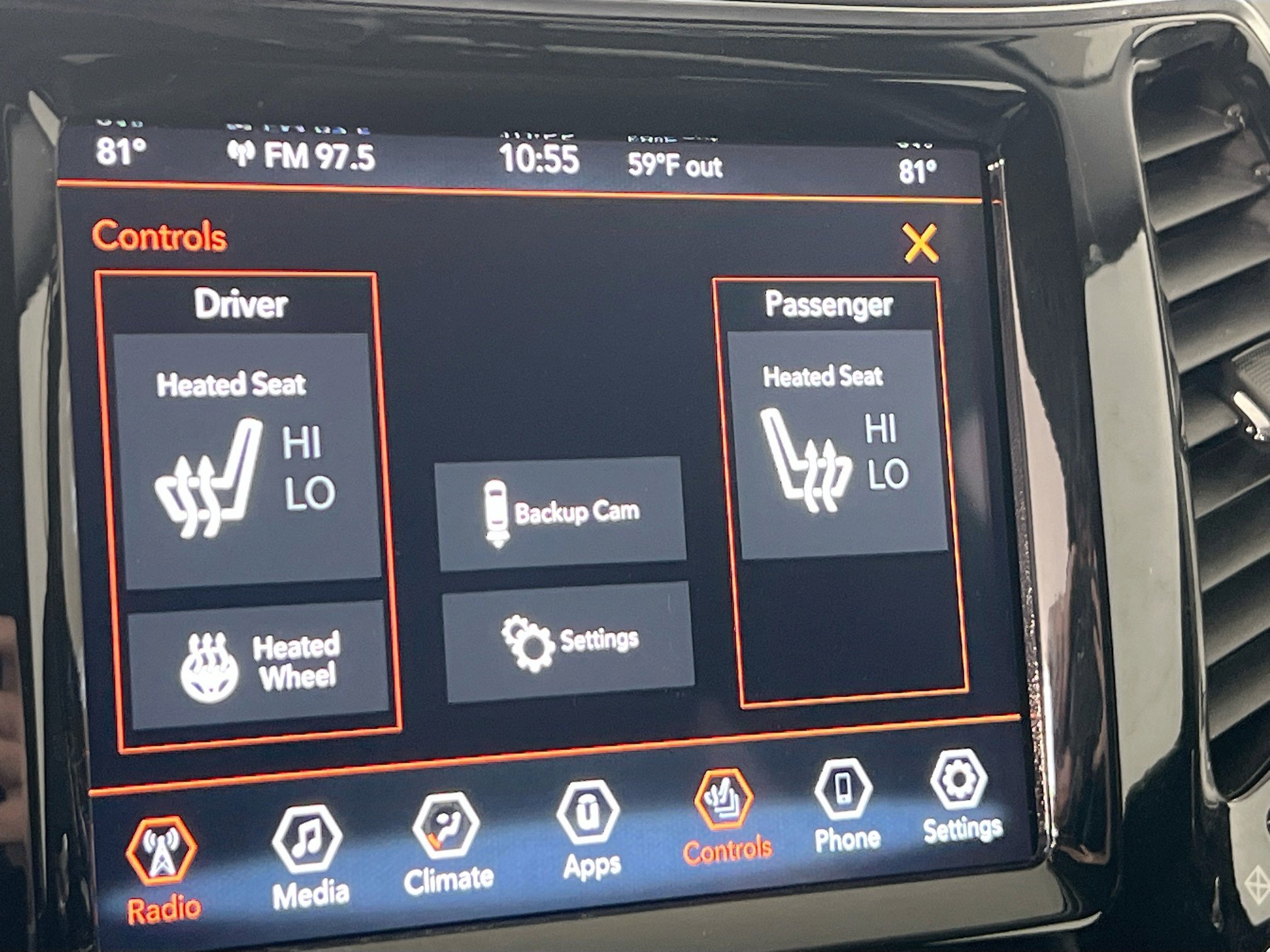 Used 2022 Jeep Cherokee Limited image 19