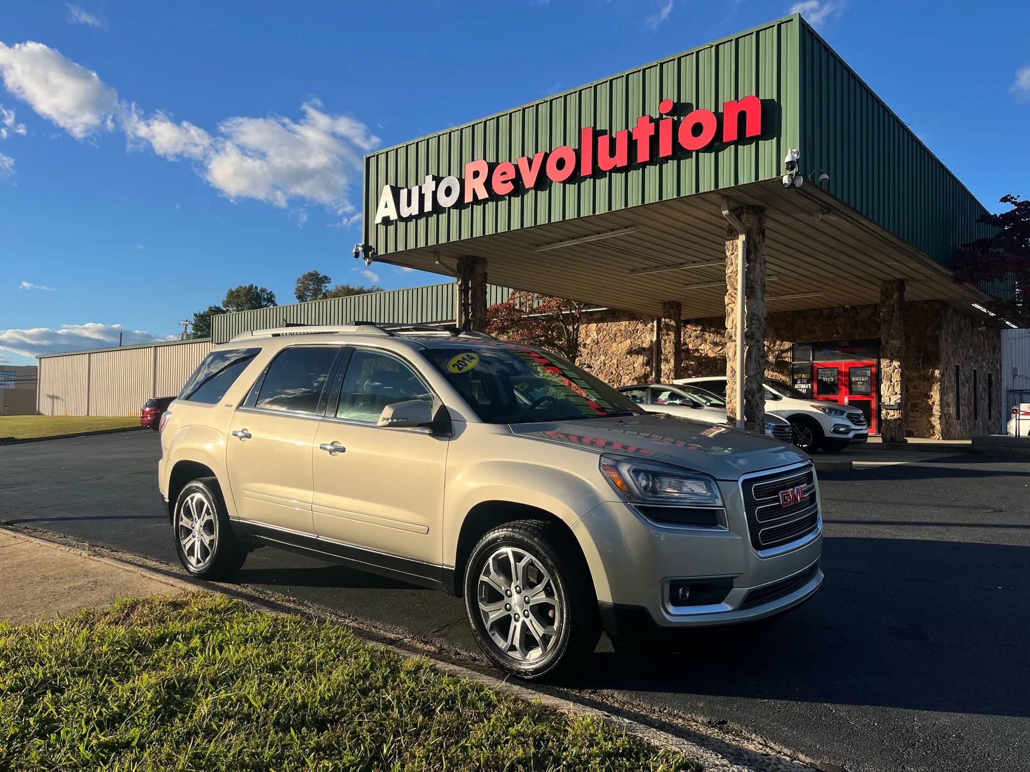 Used 2014 GMC Acadia SLT