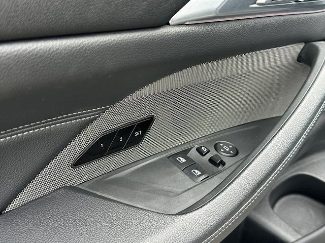 Certified 2024 BMW 440i xDrive Coupe w/ Premium Package image 17