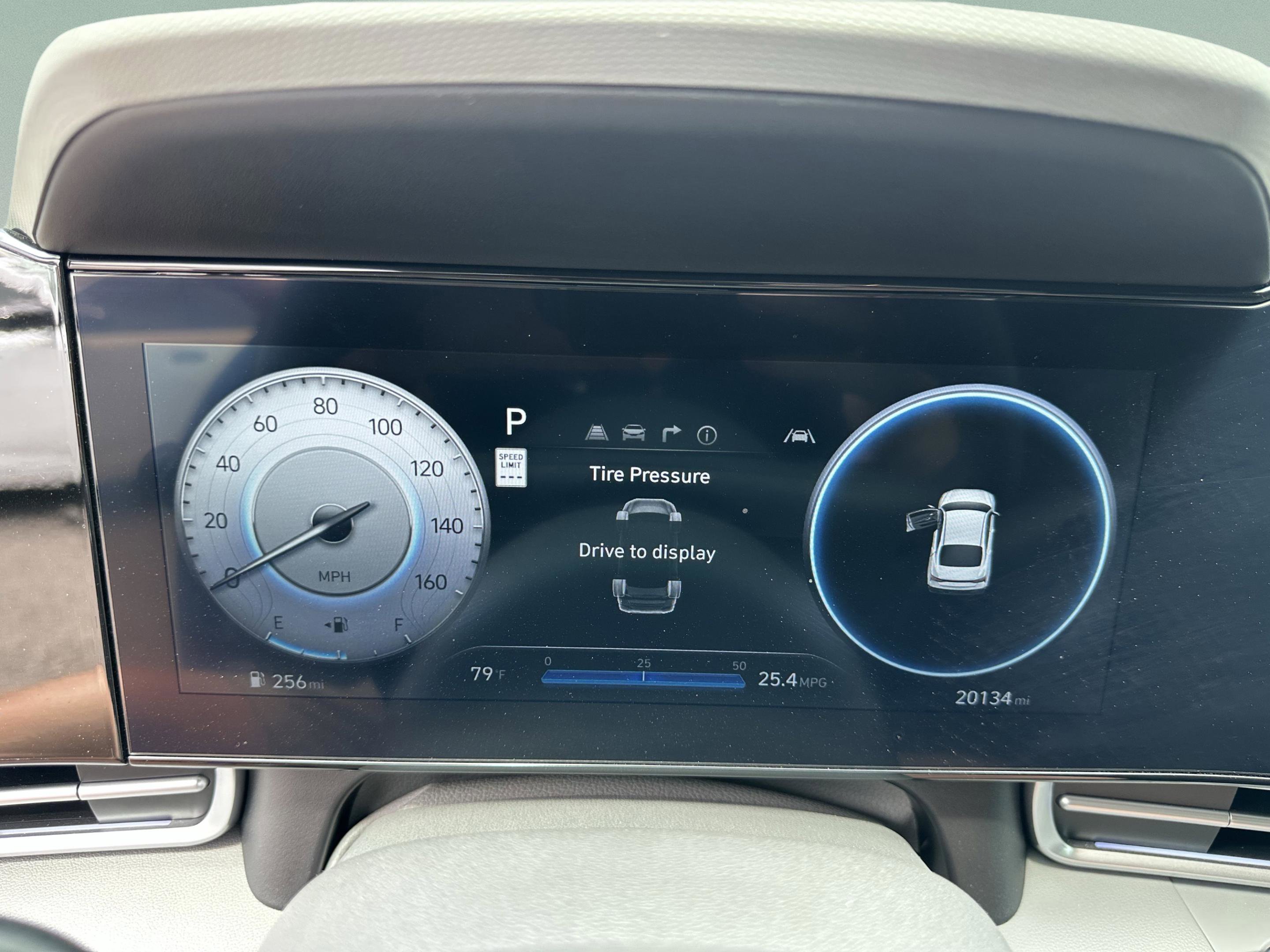 Certified 2024 Hyundai Elantra SEL image 33