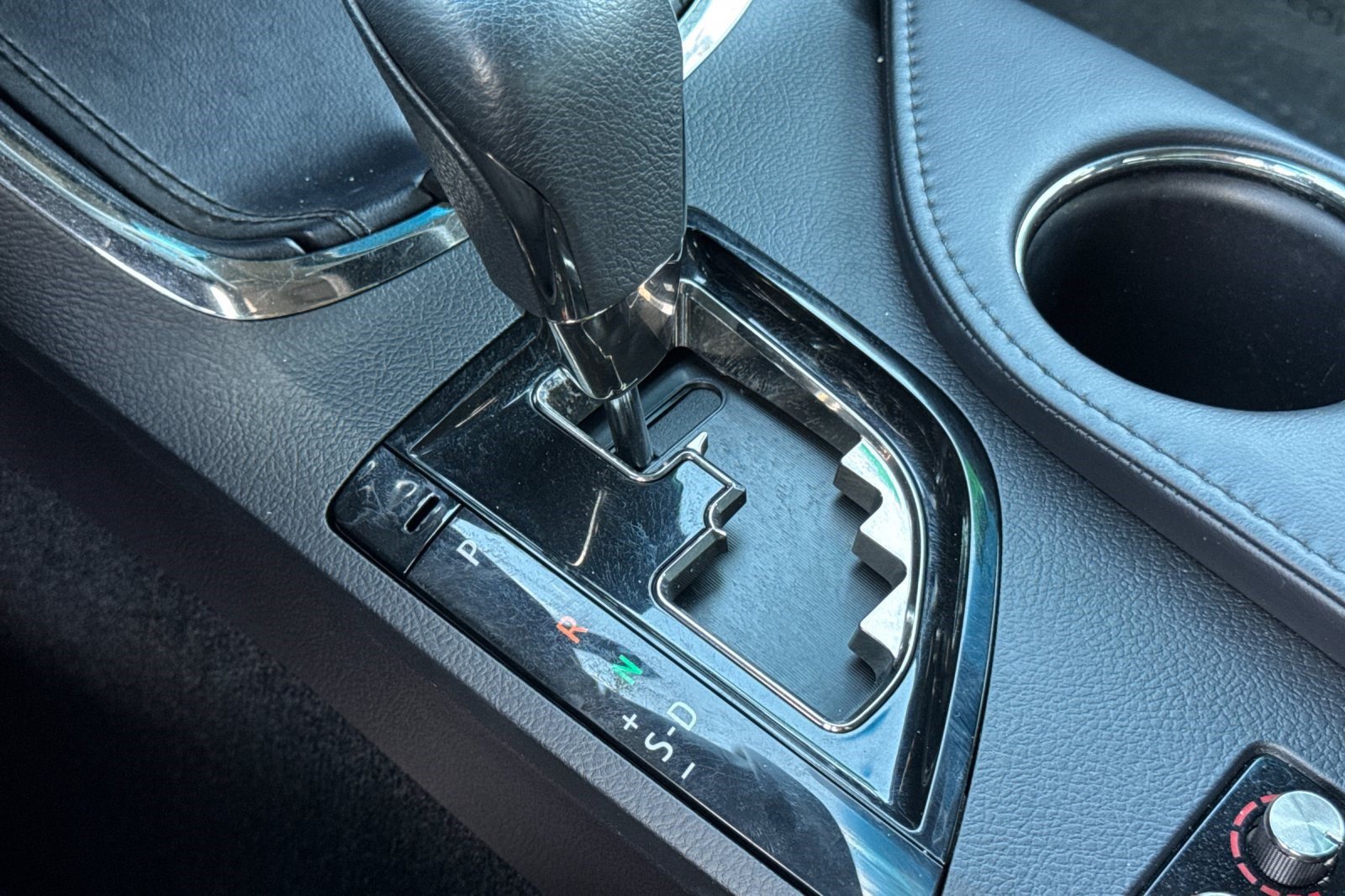 Used 2014 Toyota Avalon XLE Premium FWD image 18