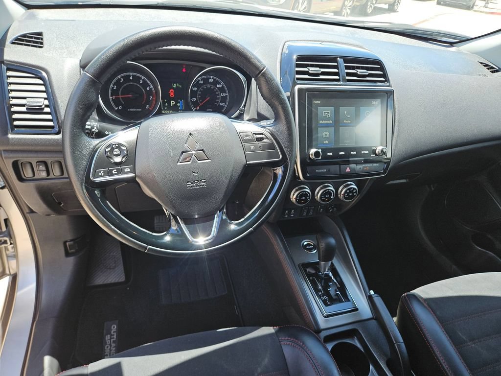 Used 2025 Mitsubishi Outlander Sport SE AWD/4WD image 16