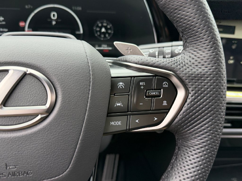 New 2026 Lexus TX 500h AWD image 16