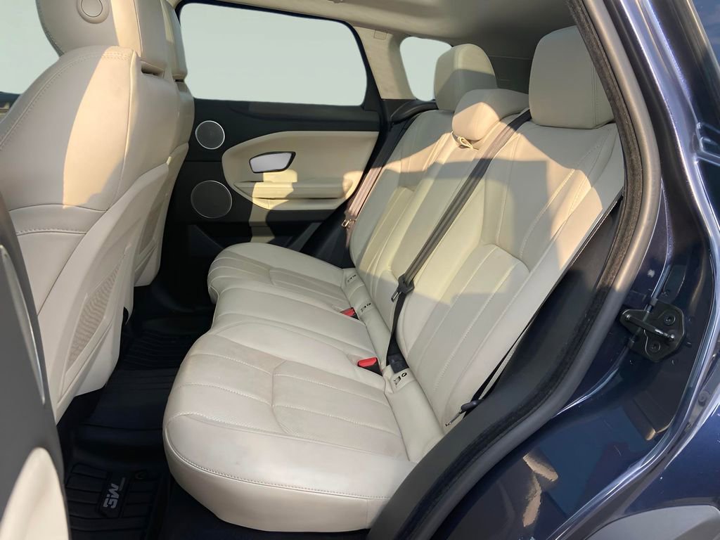 Used 2018 Land Rover Range Rover Evoque HSE image 16