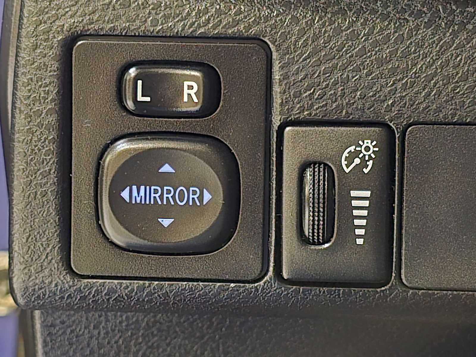 Used 2014 Toyota Corolla S FWD image 17