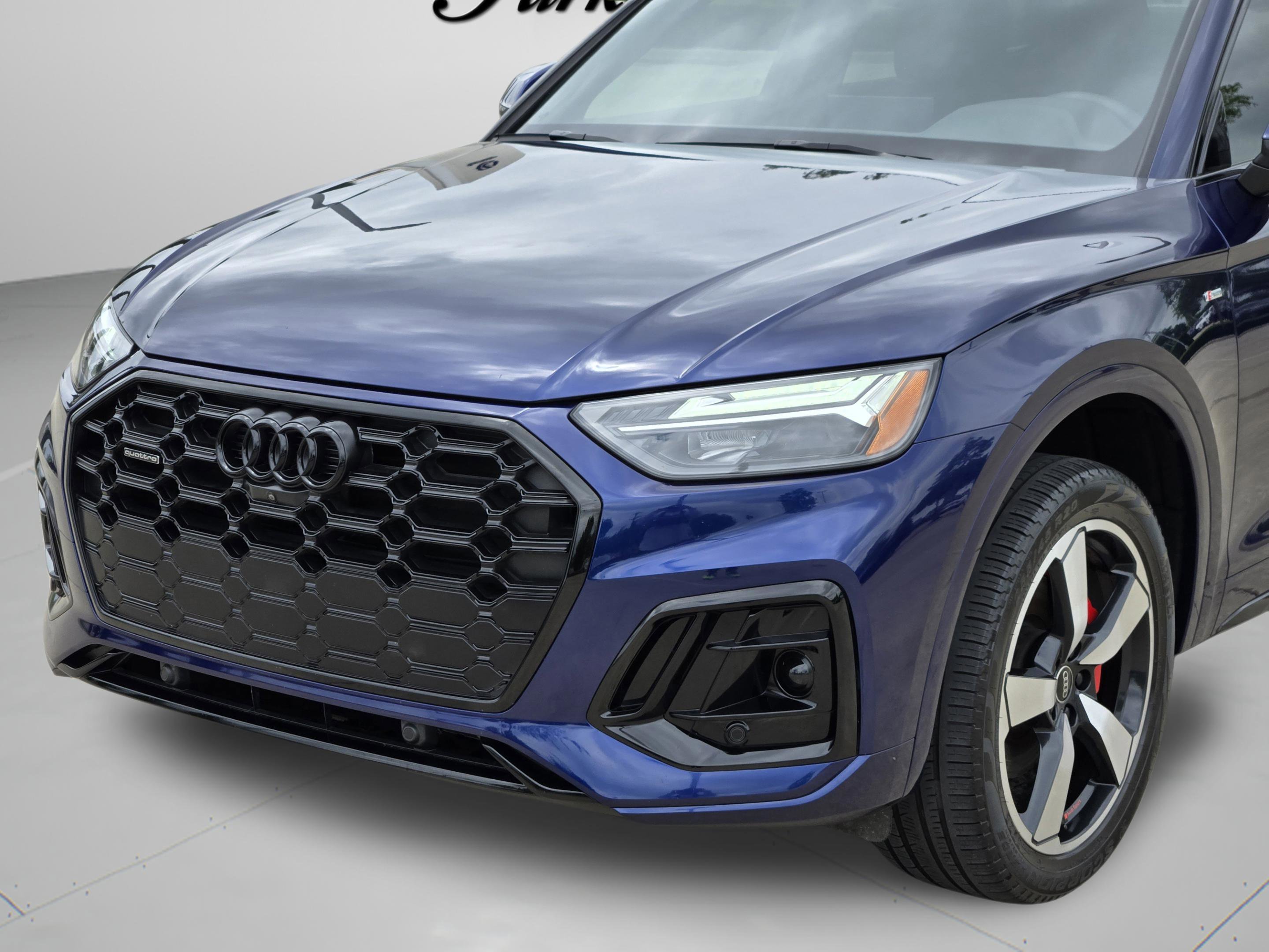 Used 2024 Audi Q5 2.0T Premium Plus w/ Premium Plus Package AWD/4WD image 33