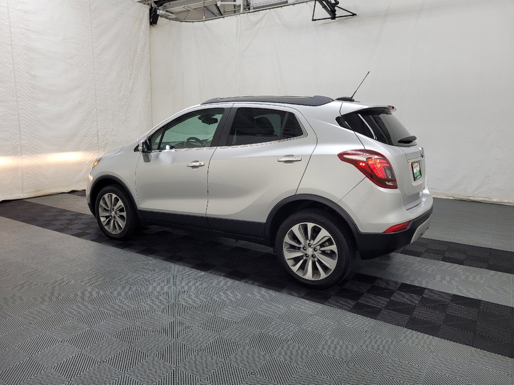 Used 2019 Buick Encore Preferred image 3