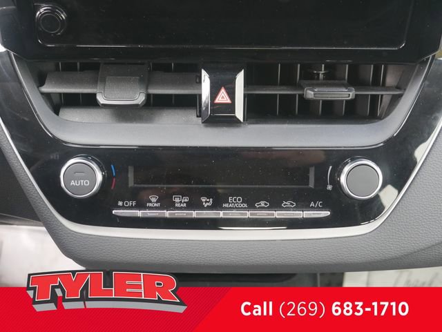 Used 2023 Toyota Corolla LE w/ LE Convenience Package image 31