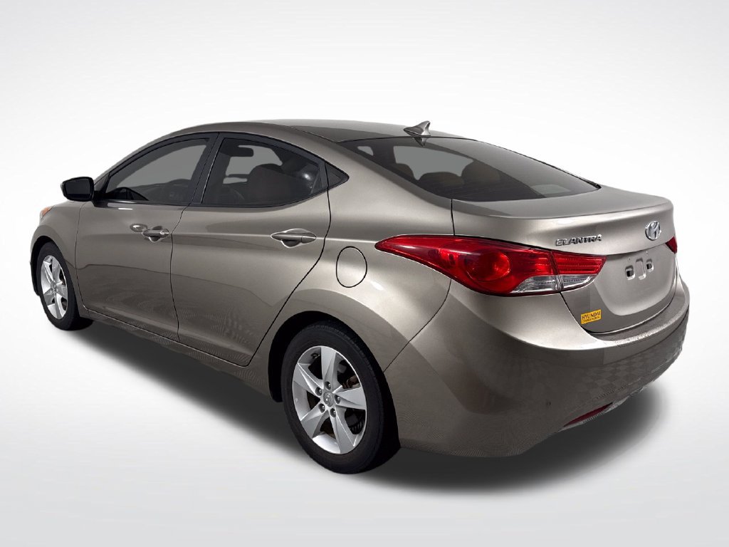 Used 2013 Hyundai Elantra GLS w/ Preferred Pkg FWD image 5