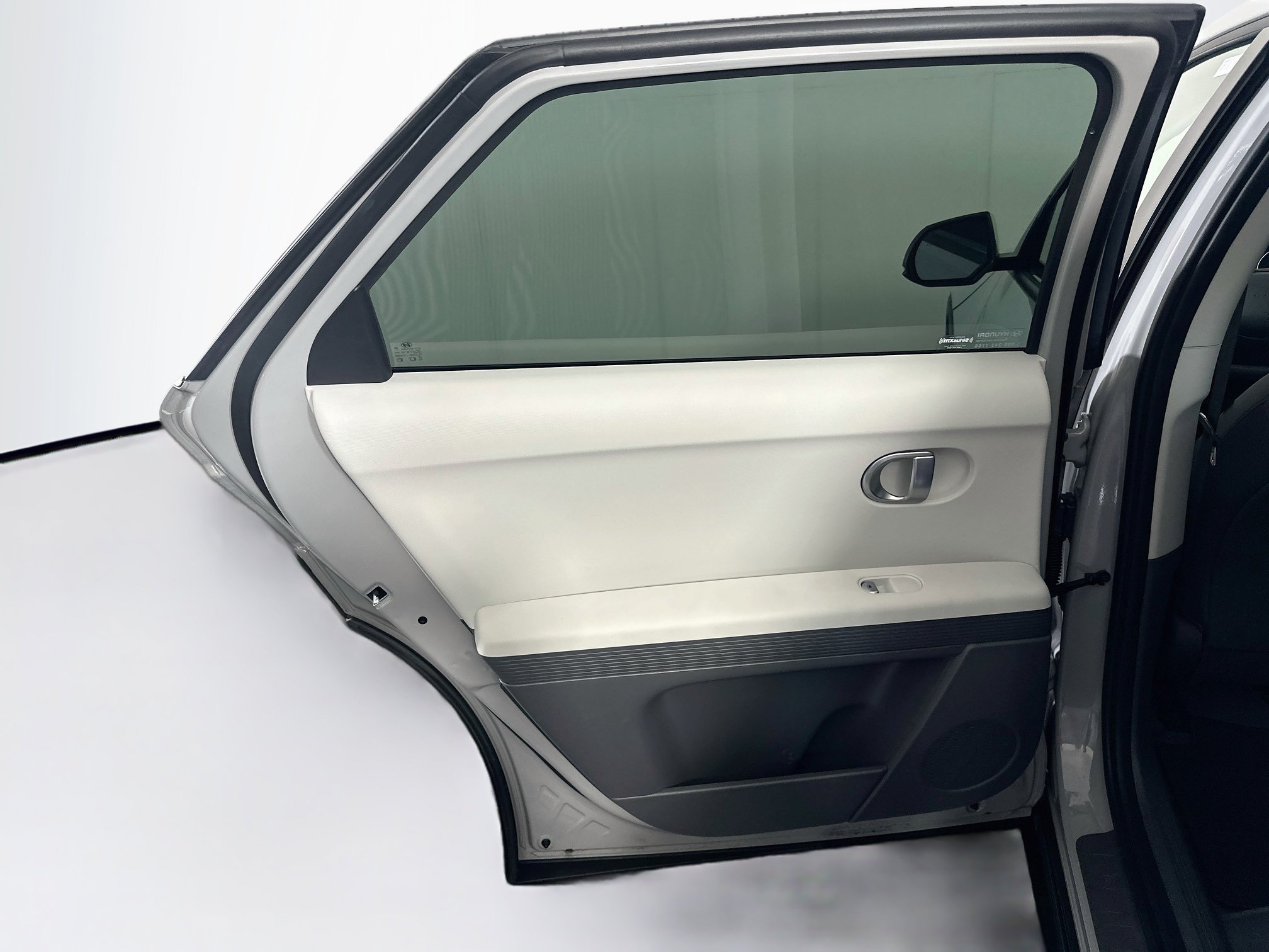 Used 2024 Hyundai Ioniq 5 SEL RWD image 27