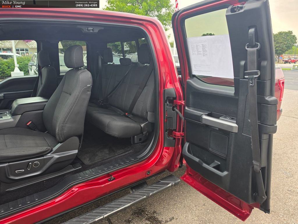 Used 2015 Ford F150 XLT w/ Equipment Group 302A Luxury AWD/4WD image 35