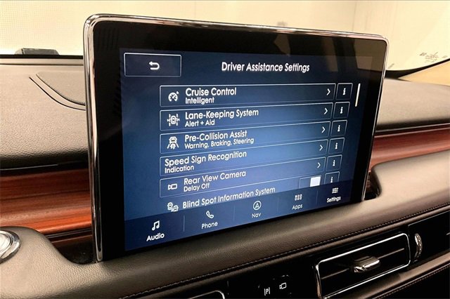 Used 2024 Lincoln Aviator Reserve image 33