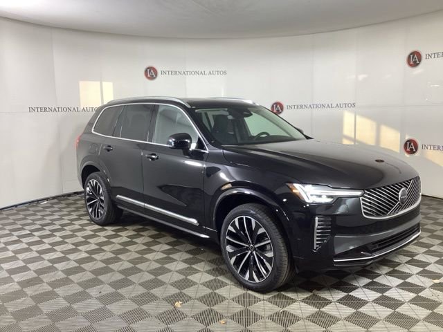 New 2026 Volvo XC90 B6 Plus w/ Protection Package Premier image 3