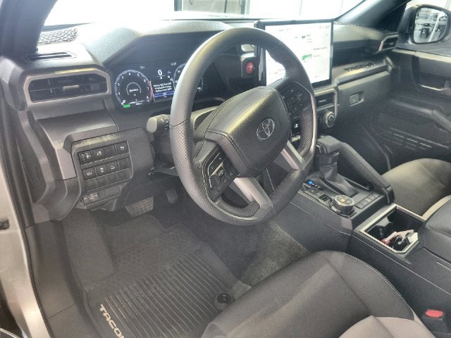 Used 2026 Toyota Tacoma TRD Off-Road AWD/4WD image 14
