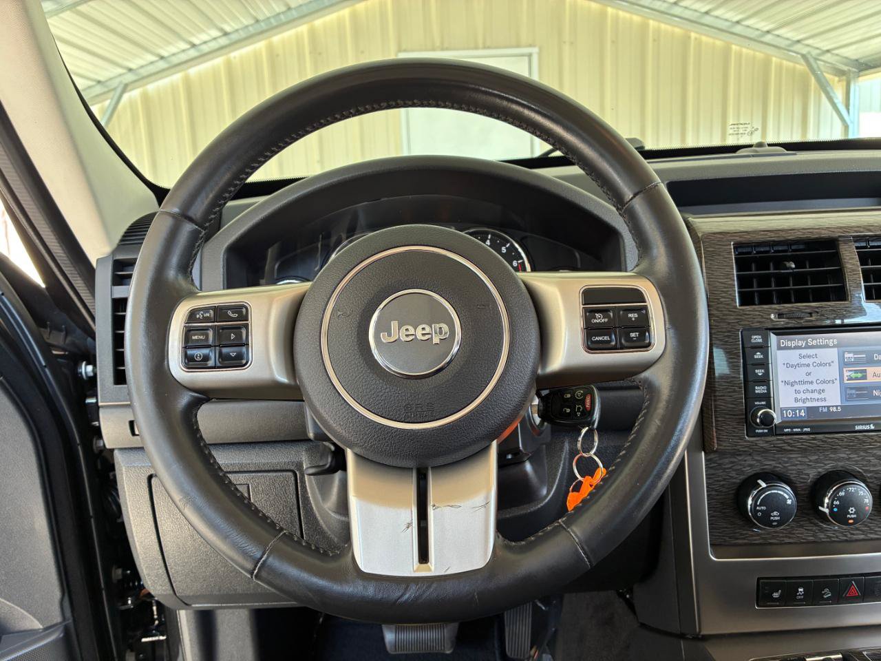 Used 2011 Jeep Liberty Limited Jet AWD/4WD image 16