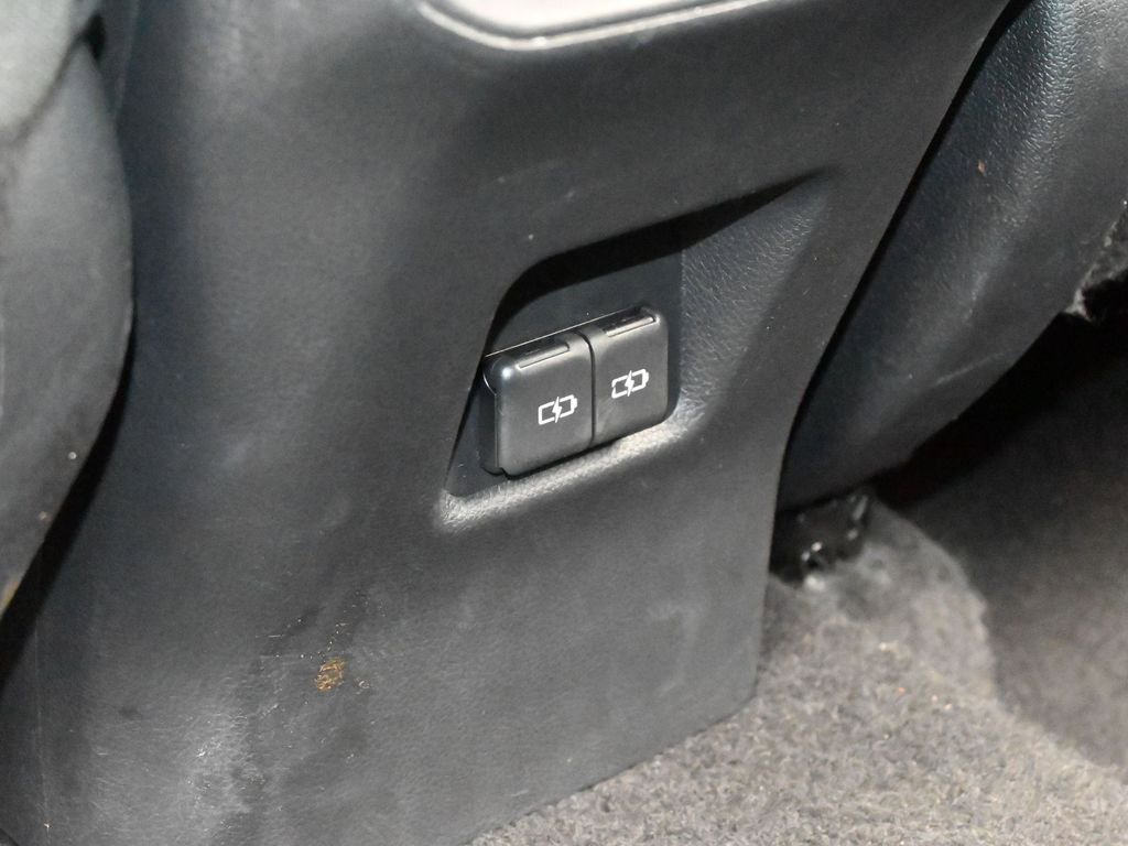 Used 2024 Toyota RAV4 XLE image 36