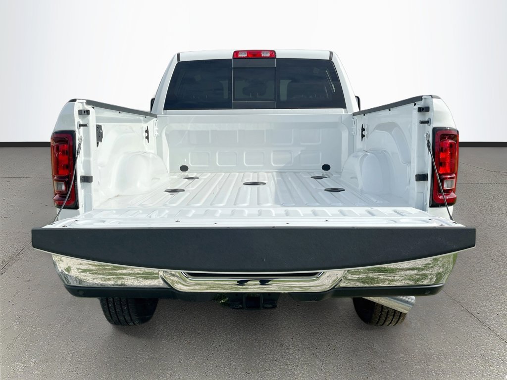 New 2026 RAM 2500 Tradesman AWD/4WD image 24