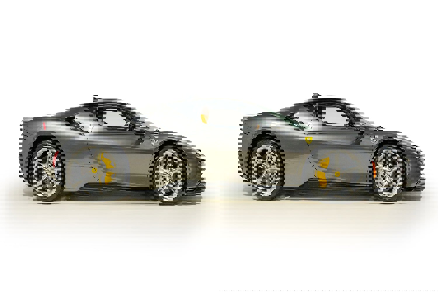 Used 2022 Ferrari SF90 Stradale image 8