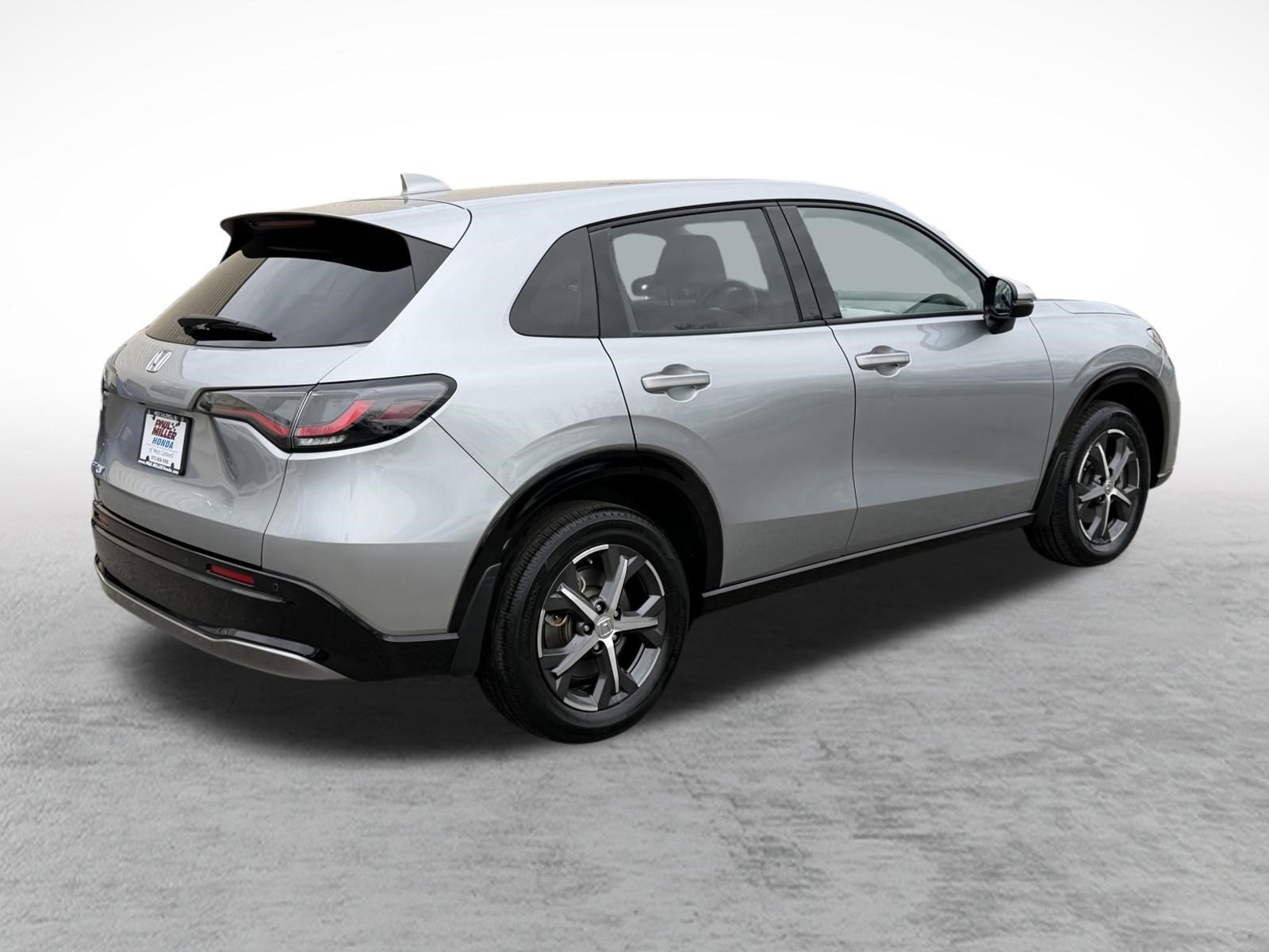 Used 2023 Honda HR-V EX-L image 6