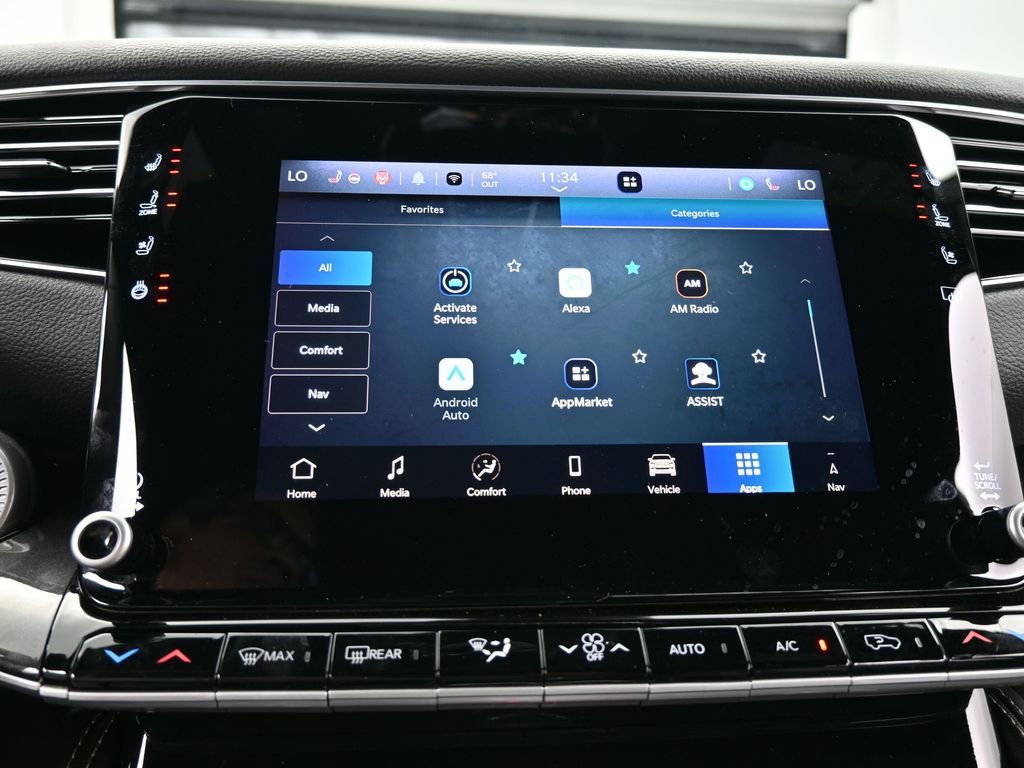 Used 2024 Jeep Wagoneer 2WD image 22