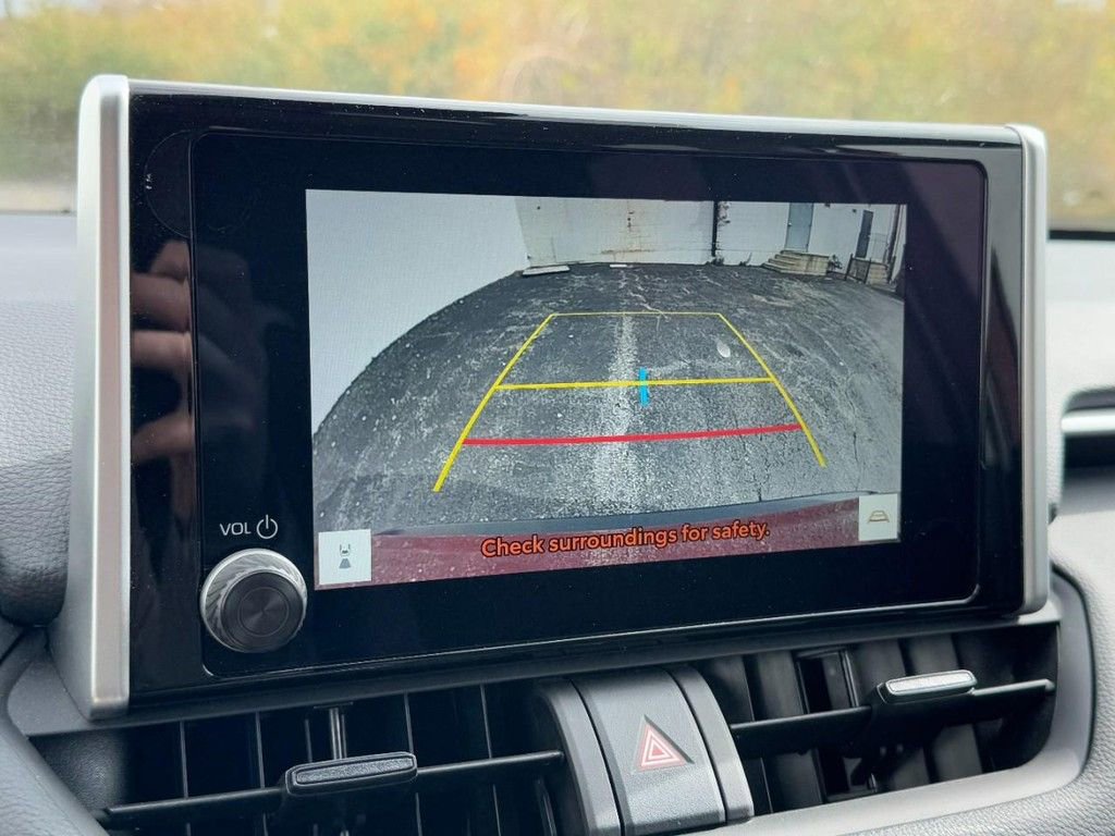 Used 2025 Toyota RAV4 LE image 21