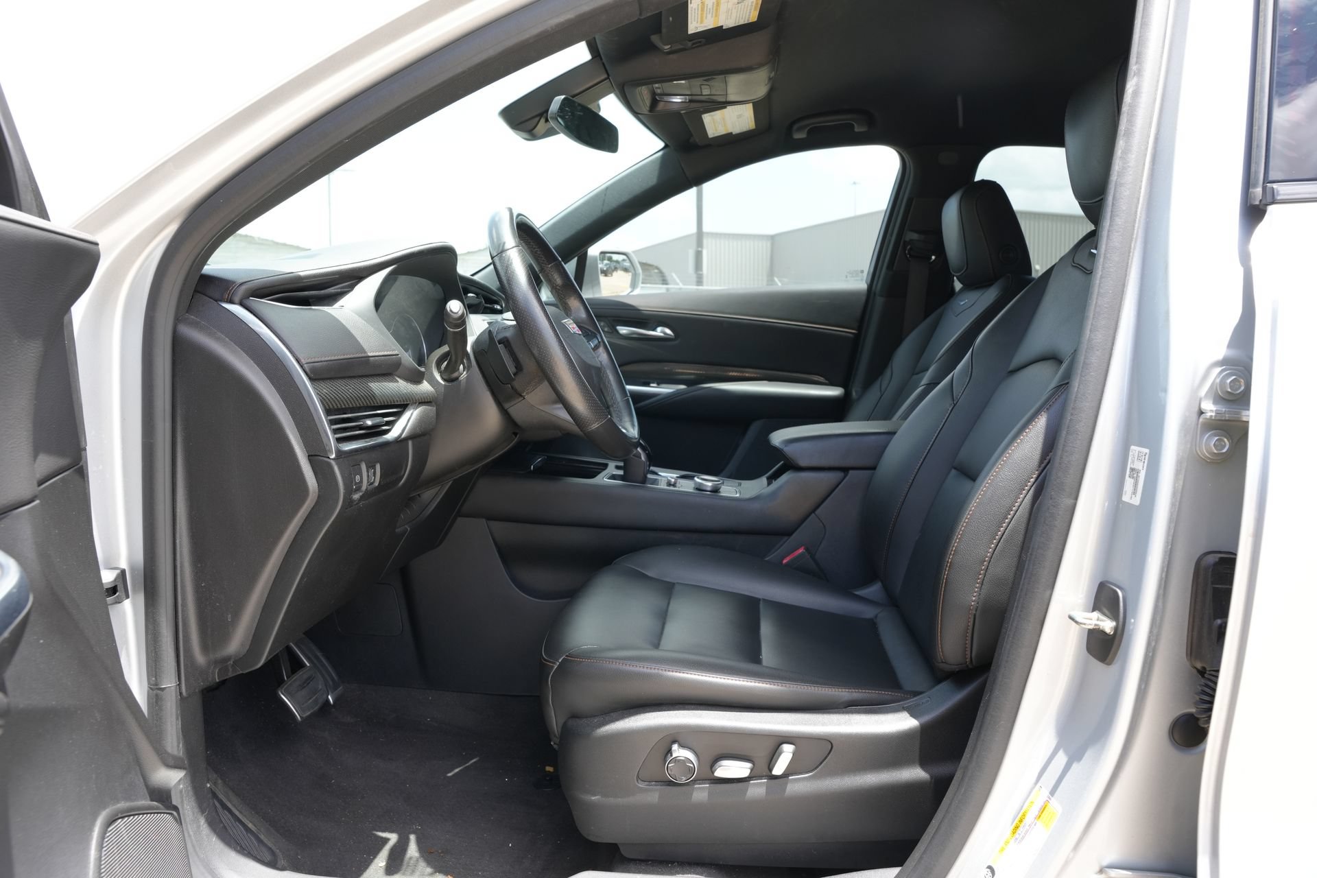 Used 2020 Cadillac XT4 Sport FWD image 16