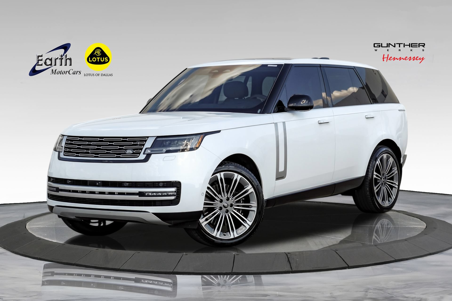 Used 2025 Land Rover Range Rover Autobiography AWD/4WD image 1