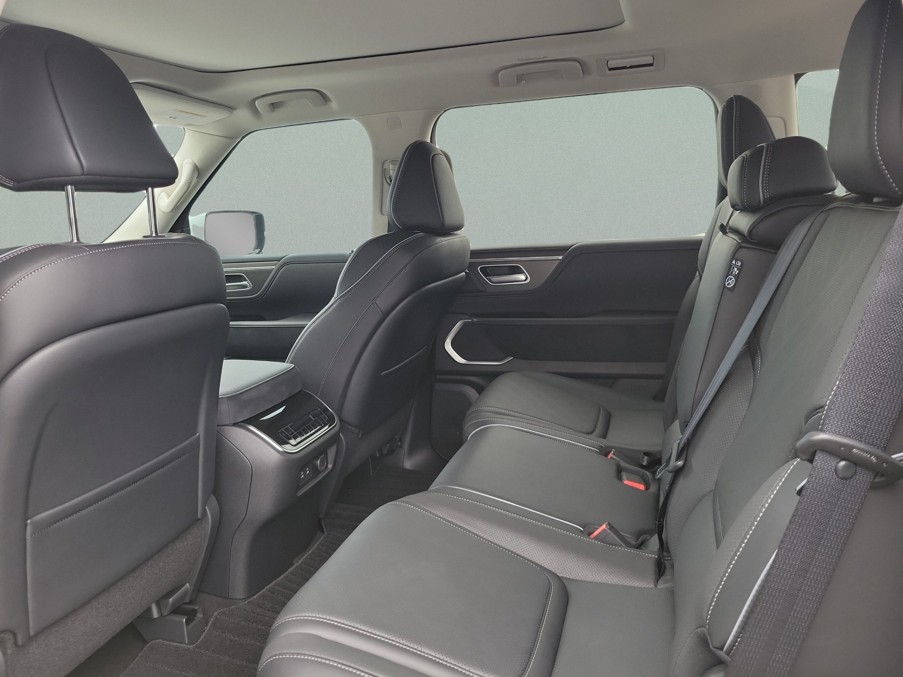 New 2027 INFINITI QX80 Luxe w/ Cargo Package AWD/4WD image 9