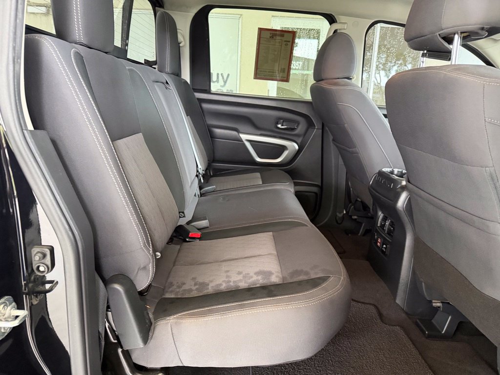 Used 2021 Nissan Titan SV w/ SV Convenience Package RWD image 31