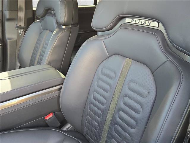 Used 2023 Rivian R1S Adventure AWD/4WD image 15