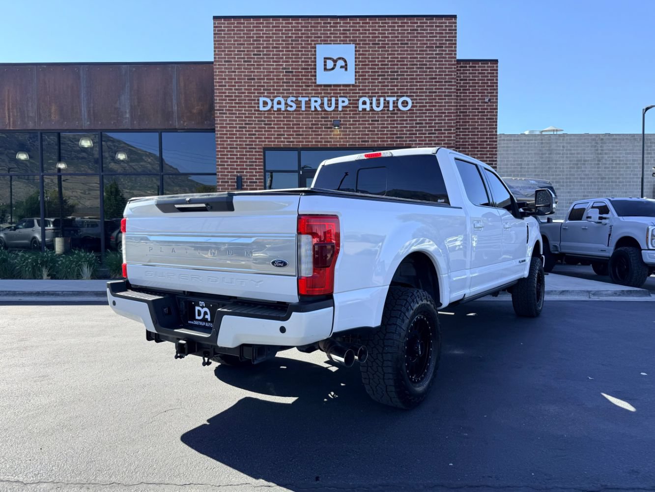 Used 2019 Ford F350 Platinum AWD/4WD image 7