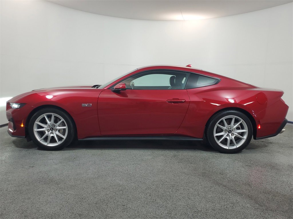 Used 2024 Ford Mustang GT Premium image 4