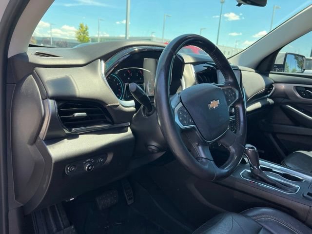 Used 2019 Chevrolet Traverse Premier w/ Driver Confidence II Package FWD image 9