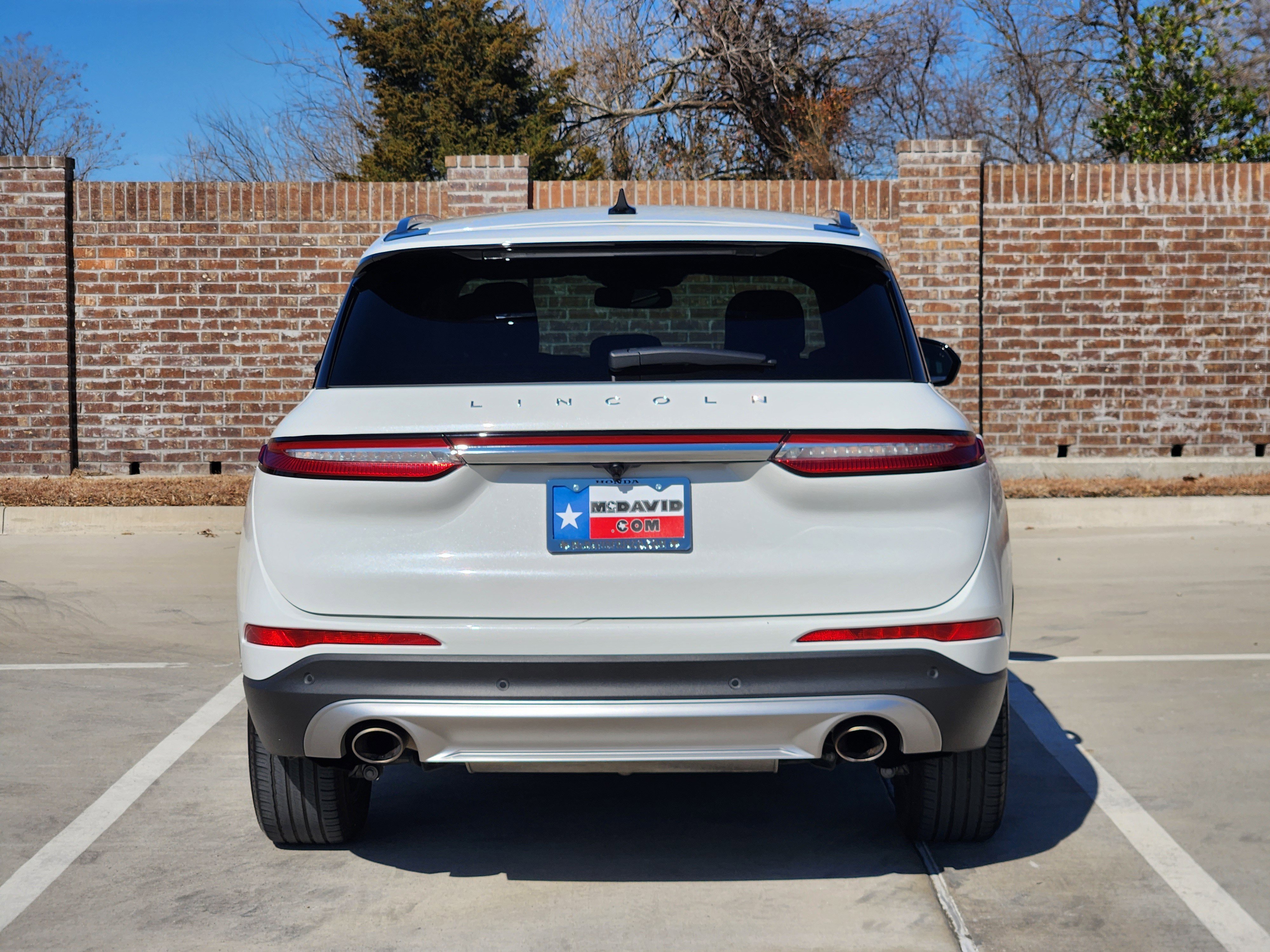 Used 2022 Lincoln Corsair AWD w/ Equipment Group 101A image 7