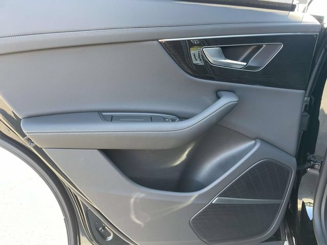 Certified 2025 Audi Q8 Prestige AWD/4WD image 12