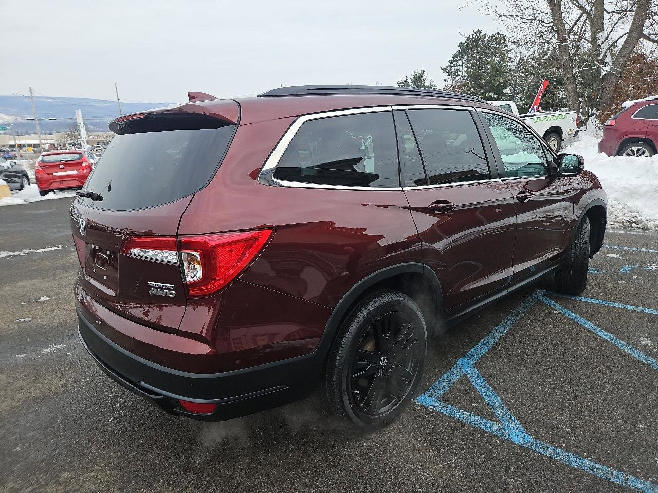 Used 2022 Honda Pilot Special Edition image 3