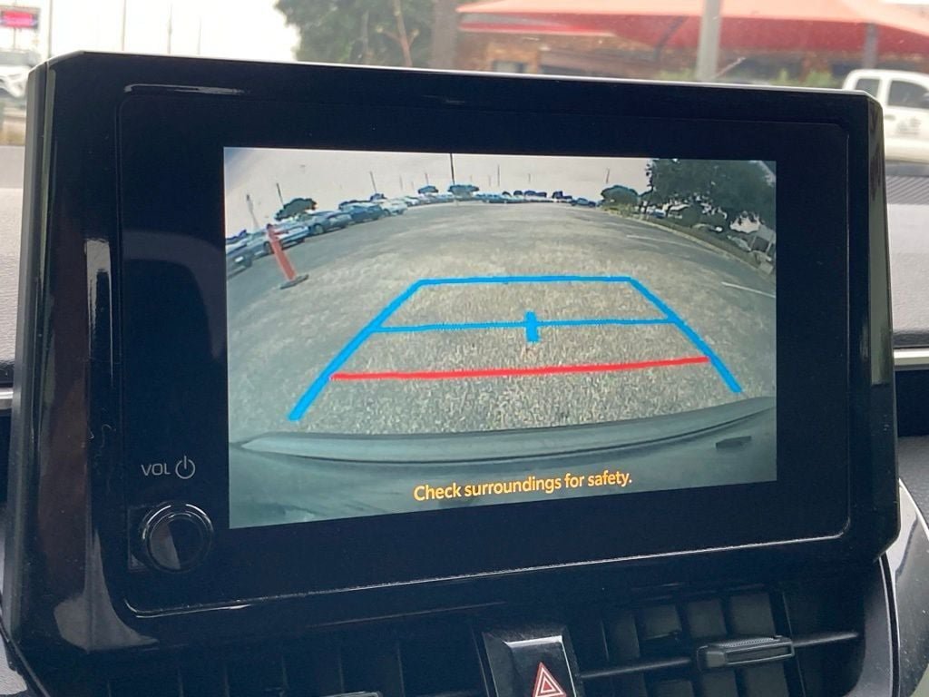 Used 2025 Toyota Corolla LE FWD image 20