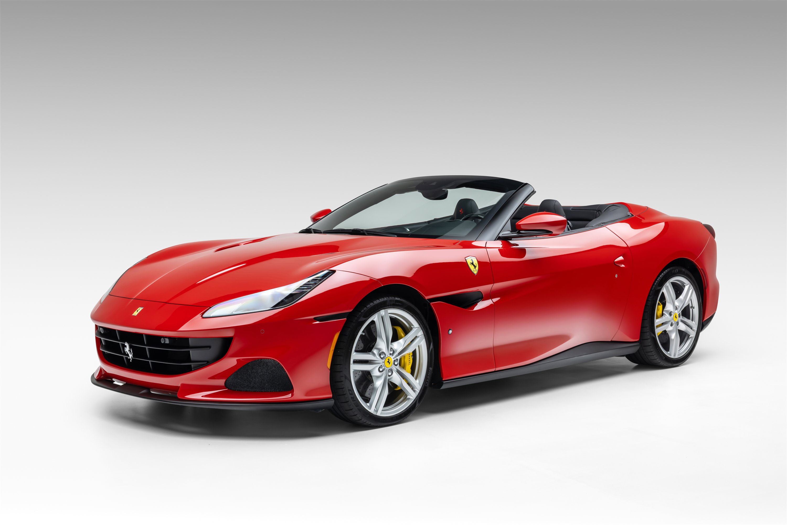 Certified 2022 Ferrari Portofino M RWD image 4