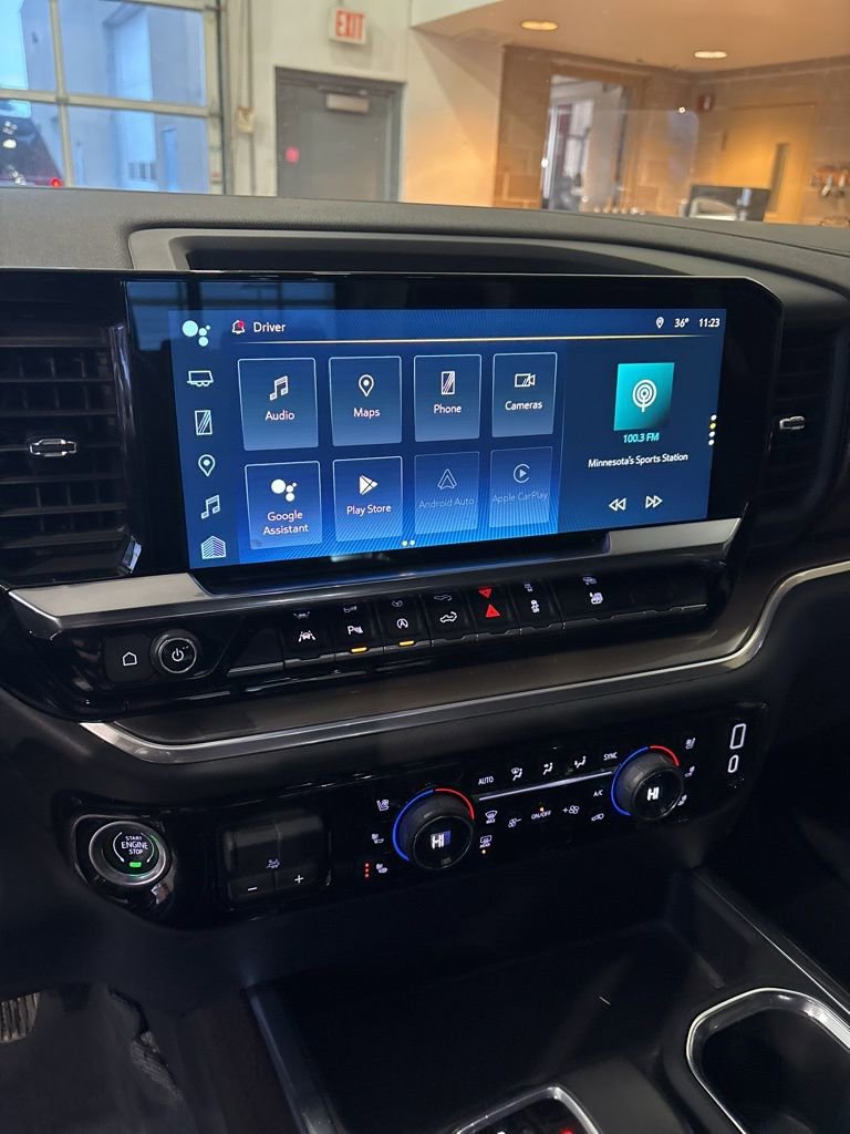 Used 2022 Chevrolet Silverado 1500 High Country w/ High Country Premium Package image 12