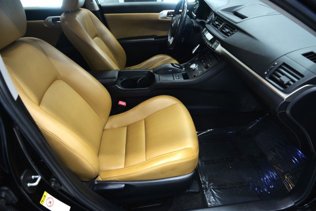 Used 2012 Lexus CT 200h image 15